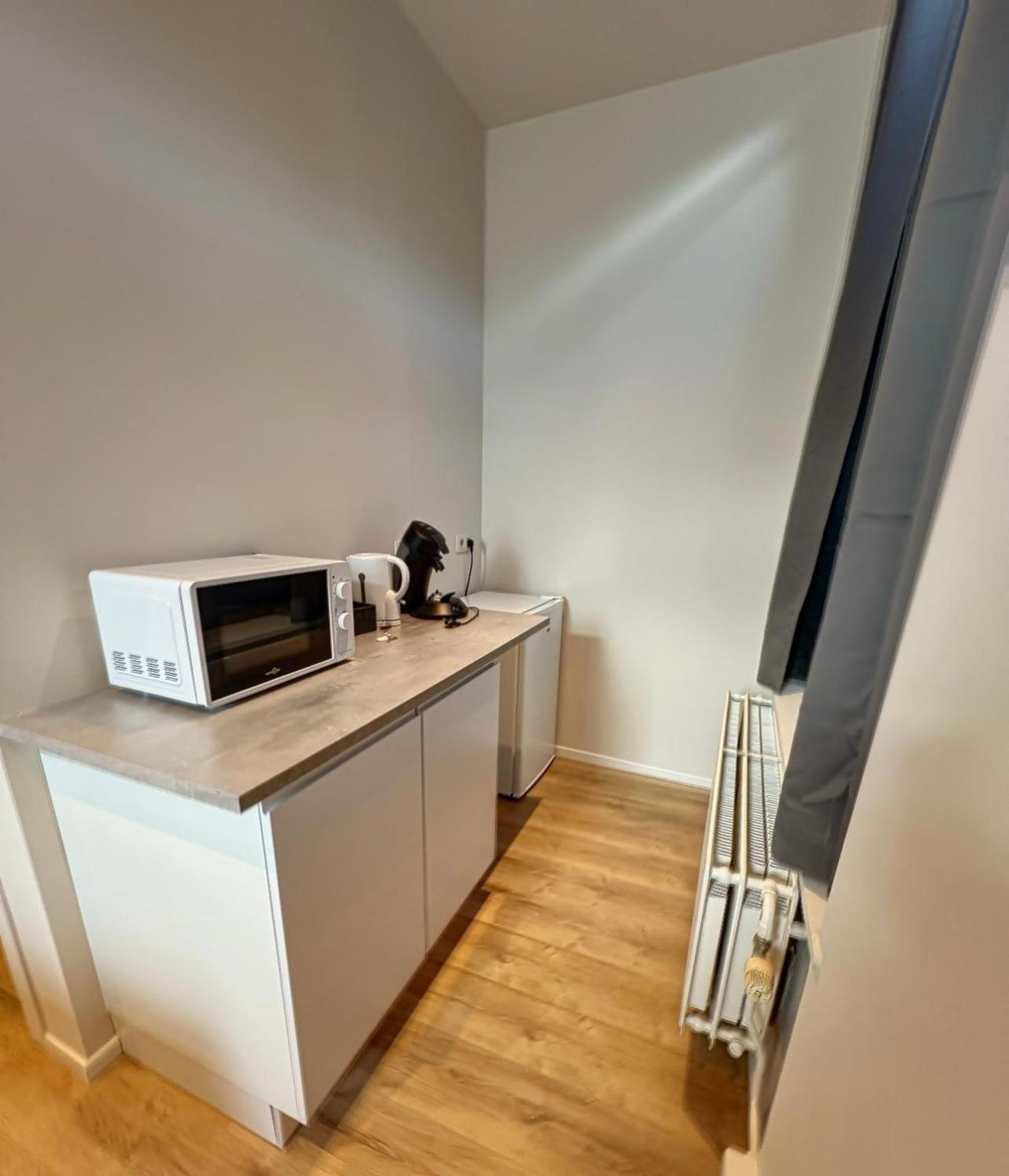 Station 173 B Bruxelles-charleroi-airport Apartment